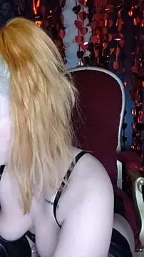 Snapshot of Sweet-SpicyOff chatting on February 16, 2025, 8:55 pm Sweet-SpicyOff online show from February 16, 2025, 8:55 pm