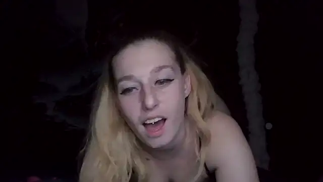 Snapshot of Sweet-SpicyOff chatting on January 10, 2026, 8:21 pm Sweet-SpicyOff online show from January 10, 2026, 8:21 pm