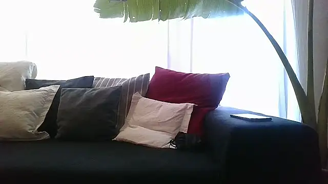 KarolinaReaper online show from February 14, 2025, 4:09 pm