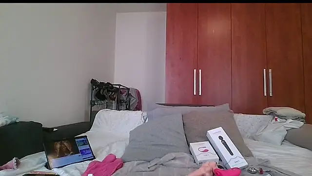 KarolinaReaper online show from February 23, 2025, 12:59 pm