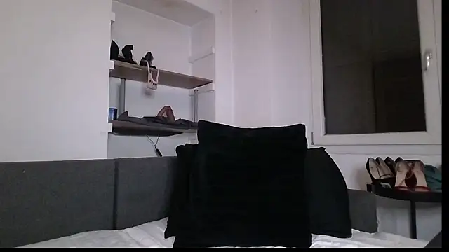 KarolinaReaper online show from January 17, 2026, 9:51 pm