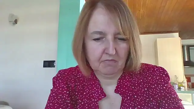 Sandcoq online show from February 26, 2026, 1:21 pm