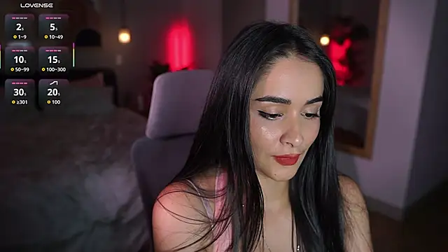 abigail adamss online show from June 4, 2026, 7:53 pm