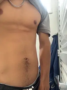 E Himeros online show from April 19, 2026, 1:32 pm