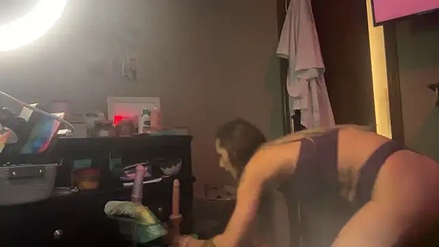 Snapshot of Dani_Dragon69 chatting on December 20, 2024, 11:54 am Dani Dragon69 online show from December 20, 2024, 11:54 am