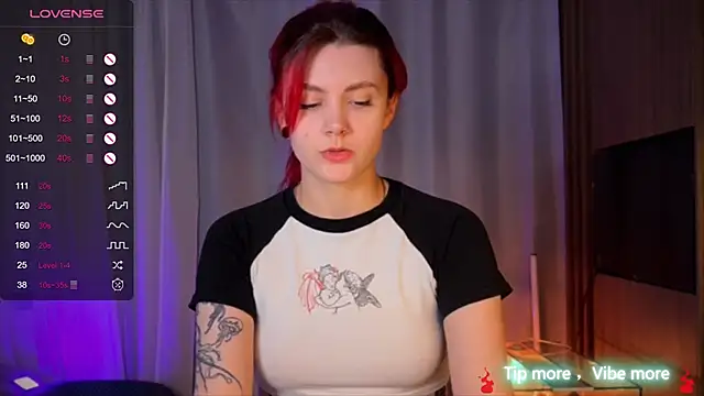 HarpyWitch online show from February 20, 2025, 8:03 pm