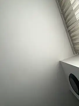 melissablack online show from October 22, 2025, 7:41 am