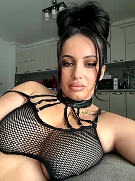 melissablack online show from October 23, 2025, 7:18 am