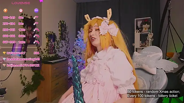 koshkasenpai online show from December 15, 2024, 4:04 pm