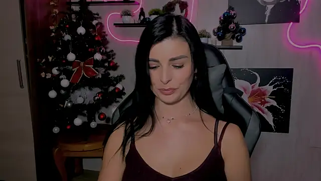 KayWuds online show from December 28, 2024, 5:25 pm