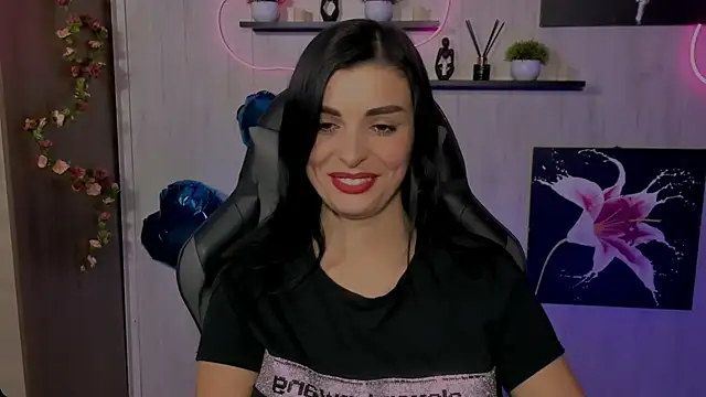 KayWuds online show from January 25, 2025, 5:08 pm