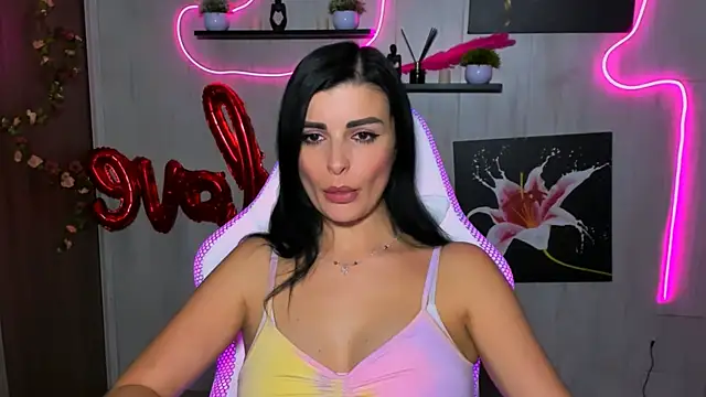 KayWuds online show from March 2, 2025, 3:16 pm