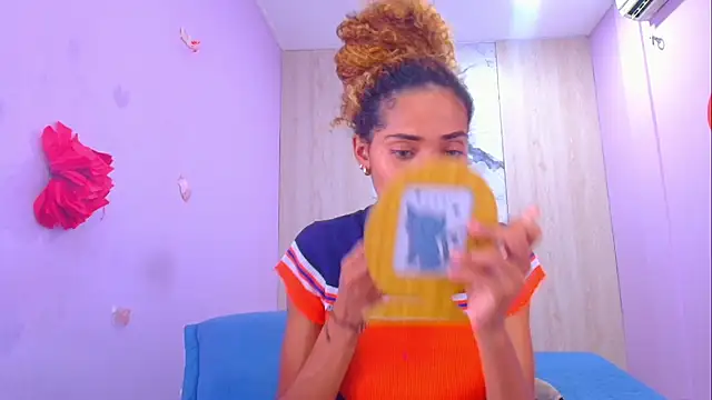 Charlotte Love10 online show from March 4, 2025, 6:18 pm