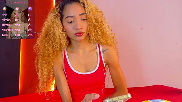 Snapshot of Charlotte_Love10 chatting on February 14, 2026, 11:40 am Charlotte Love10 online show from February 14, 2026, 11:40 am