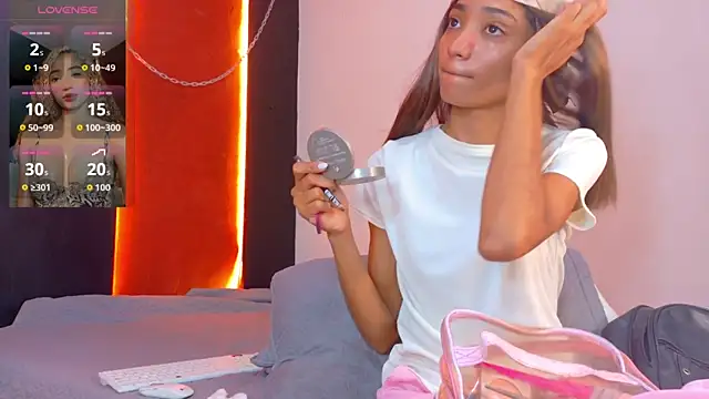 Snapshot of Charlotte_Love10 chatting on February 25, 2026, 12:26 pm Charlotte Love10 online show from February 25, 2026, 12:26 pm