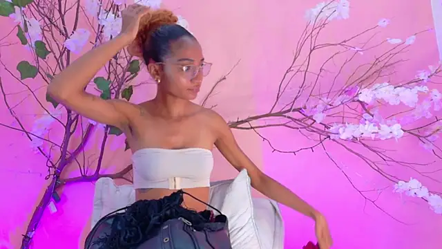 Charlotte Love10 online show from March 14, 2026, 11:59 am