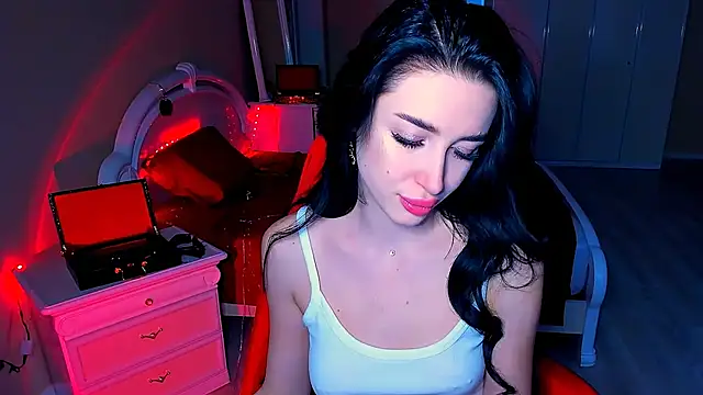 Snapshot of lovely_desire chatting on December 15, 2024, 12:06 pm lovely desire online show from December 15, 2024, 12:06 pm