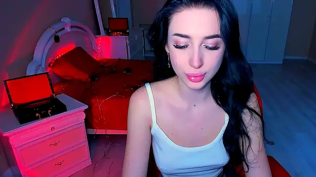 Snapshot of lovely_desire chatting on December 16, 2024, 8:09 am lovely desire online show from December 16, 2024, 8:09 am