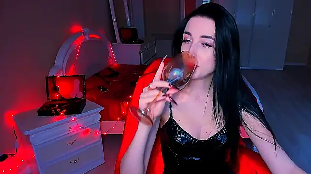 Snapshot of lovely_desire chatting on January 16, 2025, 8:22 am lovely desire online show from January 16, 2025, 8:22 am