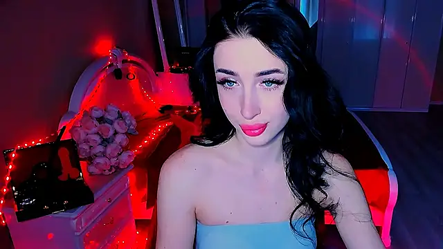 Snapshot of lovely_desire chatting on March 10, 2025, 10:48 am lovely desire online show from March 10, 2025, 10:48 am