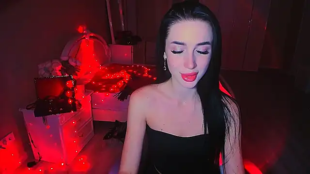Snapshot of lovely_desire chatting on October 17, 2025, 10:51 am lovely desire online show from October 17, 2025, 10:51 am