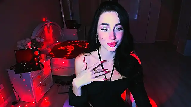 Snapshot of lovely_desire chatting on October 21, 2025, 9:43 am lovely desire online show from October 21, 2025, 9:43 am