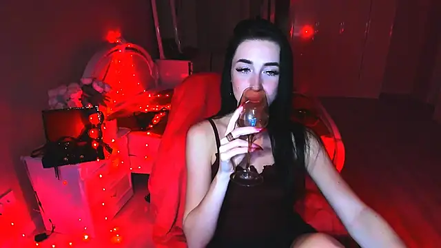 lovely desire online show from October 25, 2025, 4:46 pm