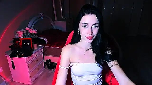 lovely desire online show from November 7, 2025, 5:24 pm