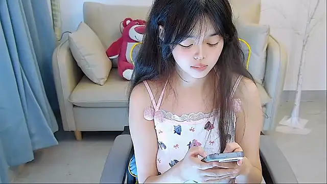 mango-a online show from December 29, 2024, 6:35 am