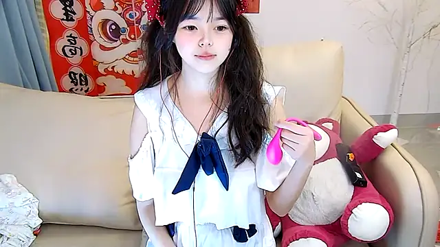 mango-a online show from February 4, 2025, 3:04 pm