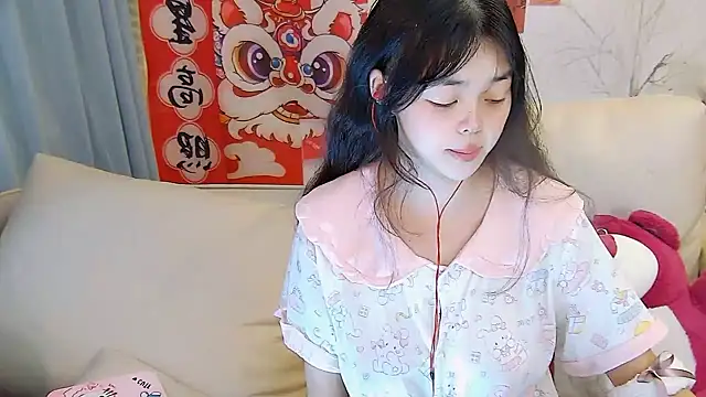 mango-a online show from March 11, 2025, 1:26 am