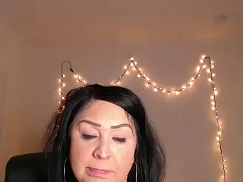 AlyssiaAmoreXO online show from February 5, 2025, 9:18 pm