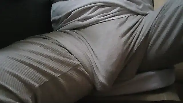 Snapshot of xxxlhung4uxxx chatting on October 11, 2025, 3:06 am xxxlhung4uxxx online show from October 11, 2025, 3:06 am