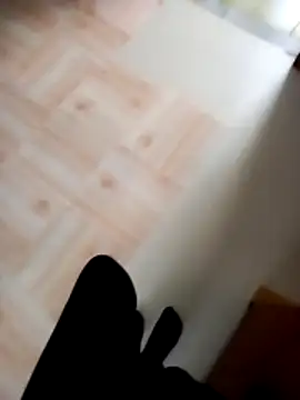 VeneRed online show from November 20, 2025, 9:31 am