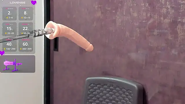 doll bella  online show from February 8, 2025, 7:59 pm