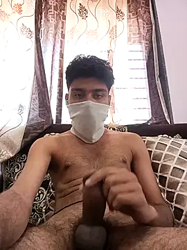 xxxgayroy12 online show from February 26, 2025, 7:42 am