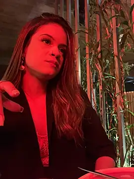 Alisha-Bond online show from March 1, 2025, 2:15 am