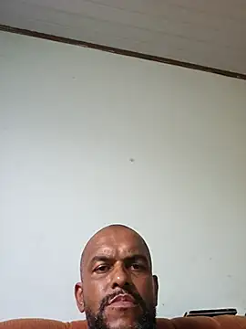 negro1978mt online show from February 28, 2025, 8:18 pm