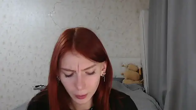 KateBunny online show from September 30, 2025, 3:06 pm