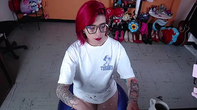 MissMiia2 online show from March 20, 2025, 12:53 pm