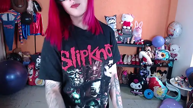 MissMiia2 online show from September 25, 2025, 5:05 pm