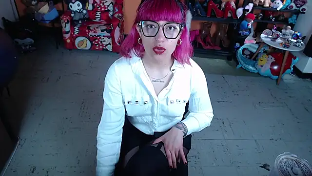 MissMiia2 online show from February 4, 2026, 3:07 pm