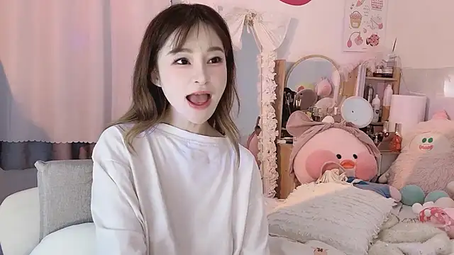 Carly 1 online show from December 26, 2024, 8:18 am