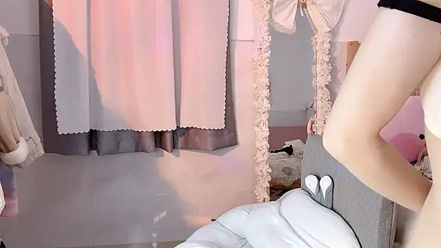 Carly 1 online show from December 28, 2024, 3:59 pm