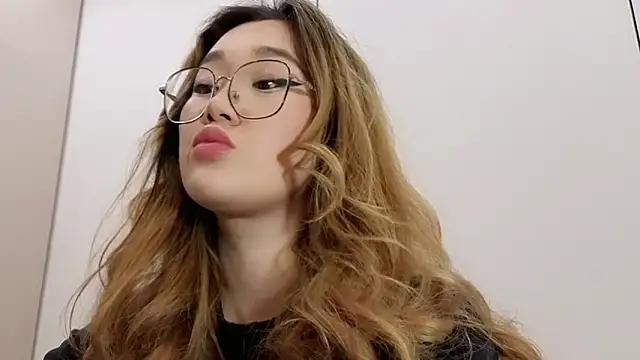 Jennatyan online show from January 14, 2026, 2:12 pm