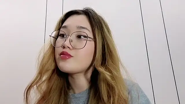 Jennatyan online show from January 17, 2026, 1:38 pm