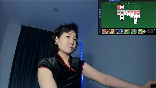 Snapshot of himeros_goddess chatting on December 11, 2024, 12:12 am himeros goddess online show from December 11, 2024, 12:12 am