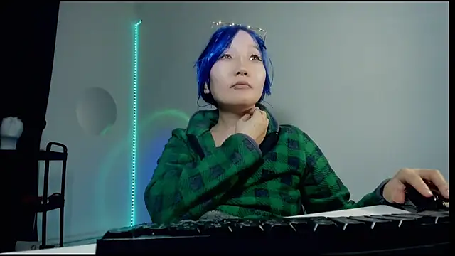 Snapshot of himeros_goddess chatting on January 17, 2025, 10:00 am himeros goddess online show from January 17, 2025, 10:00 am