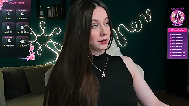 katie taylorr online show from October 17, 2025, 10:23 pm