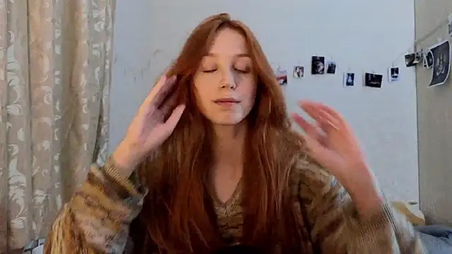 Snapshot of Mary_Av chatting on December 3, 2024, 1:21 pm Mary Av online show from December 3, 2024, 1:21 pm